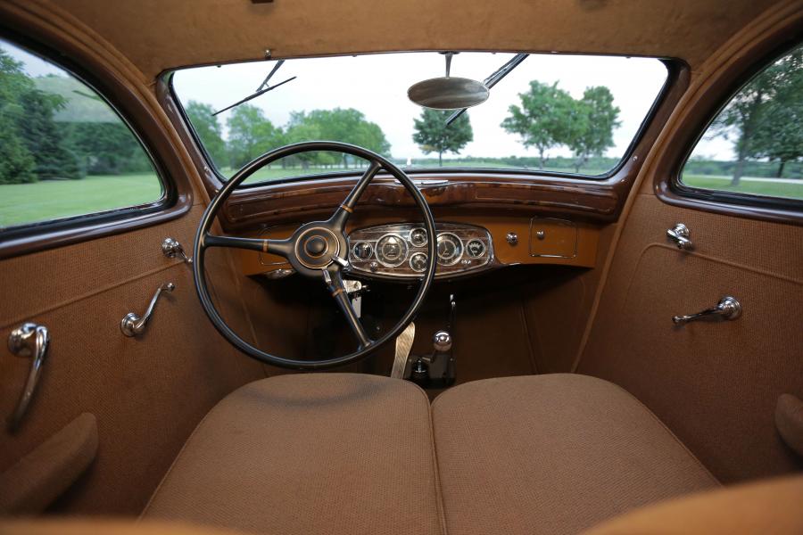  Pierce-Arrow 12 Model Sedan 1934 года  (фото 27 из 32)